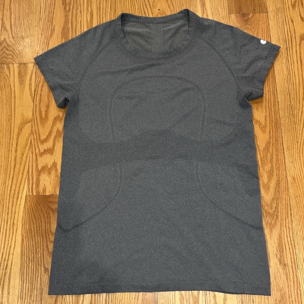 Lululemon Swiftly Tech Gray Tee - Picture 7 of 7